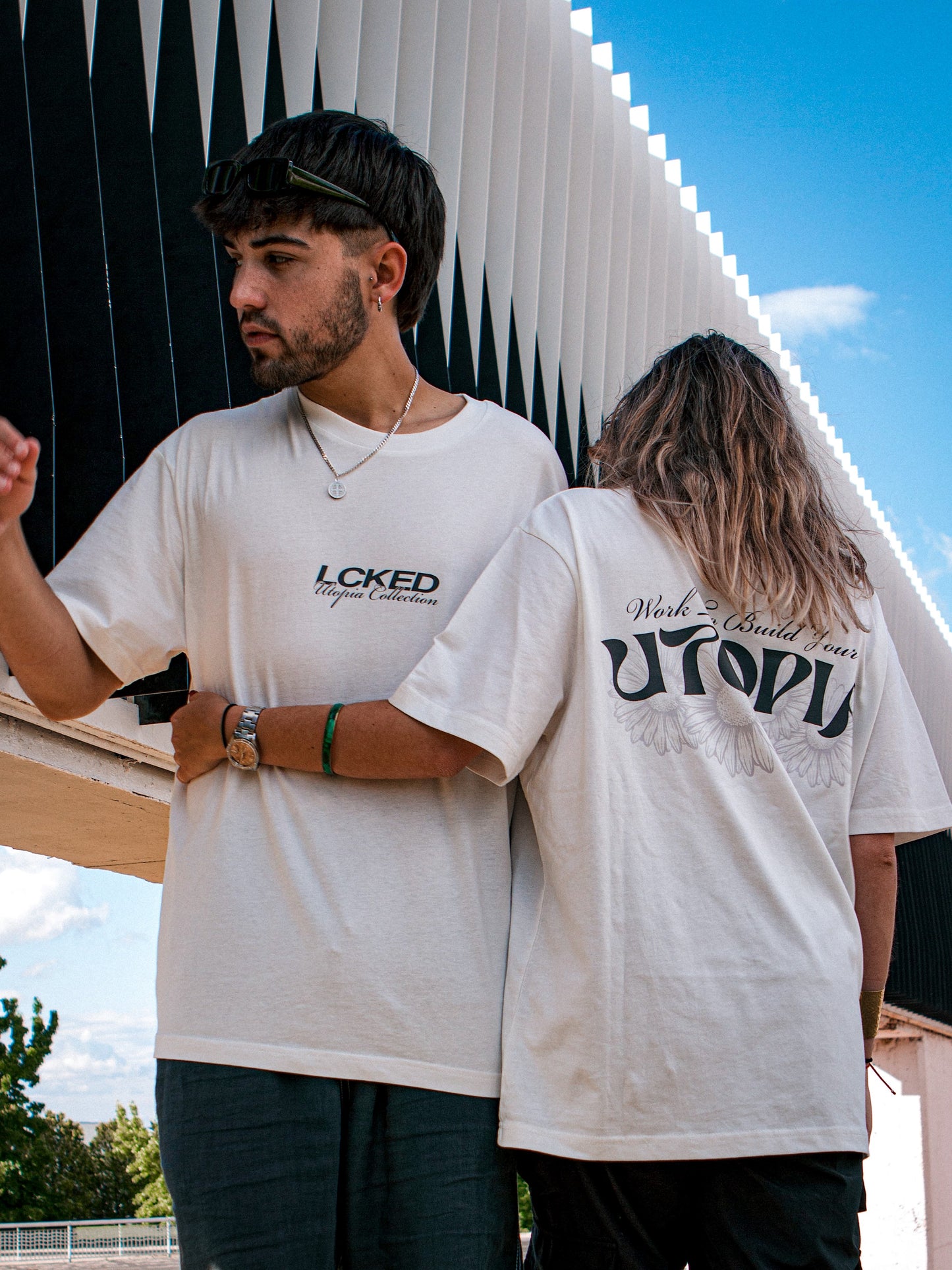 UTOPÍA OFF-WHITE TEE