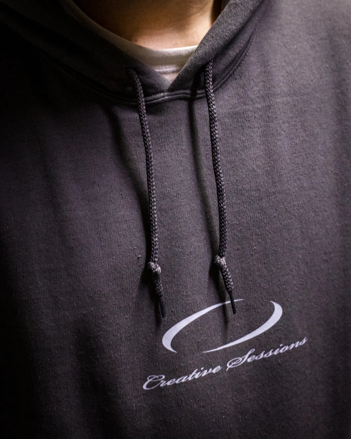 DREAMS GRIS HOODIE